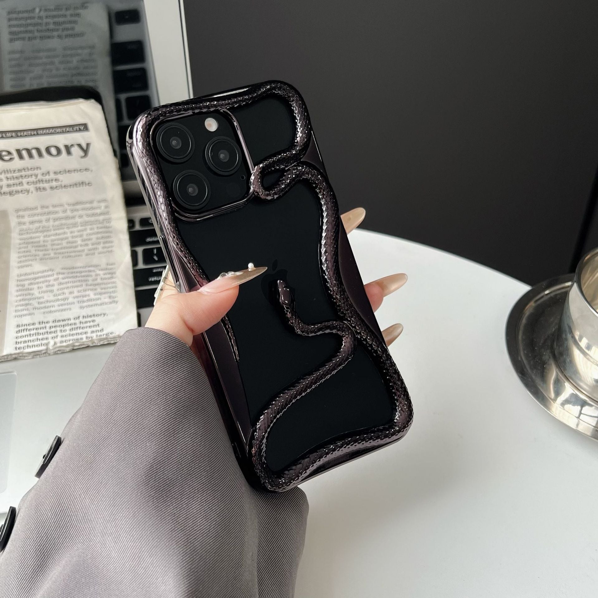 Serpentine Touch Case